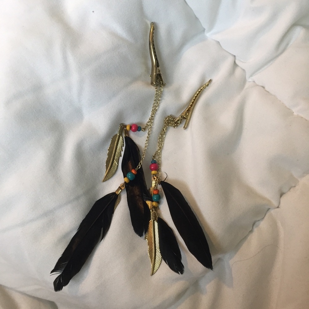 Claire’s boho feather beads hair accessories